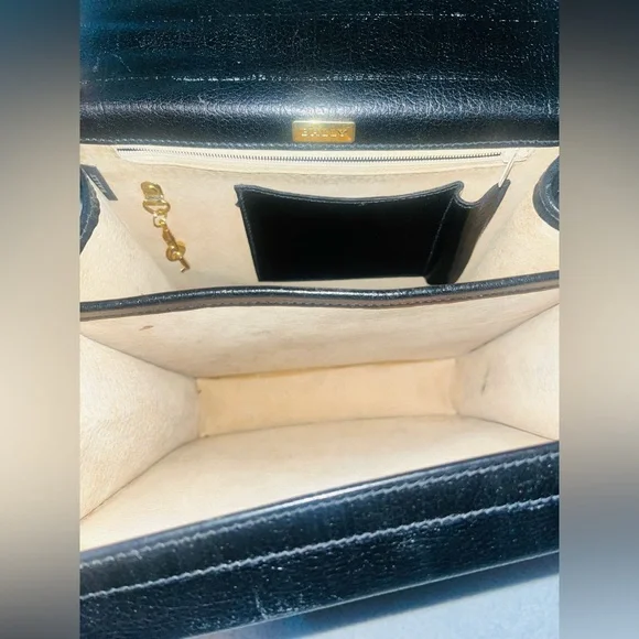 Bally Vintage Leather 2 Way shoulder Bag - Picture 9 of 16